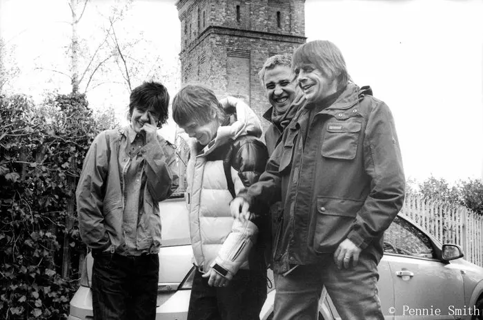 THE STONE ROSES