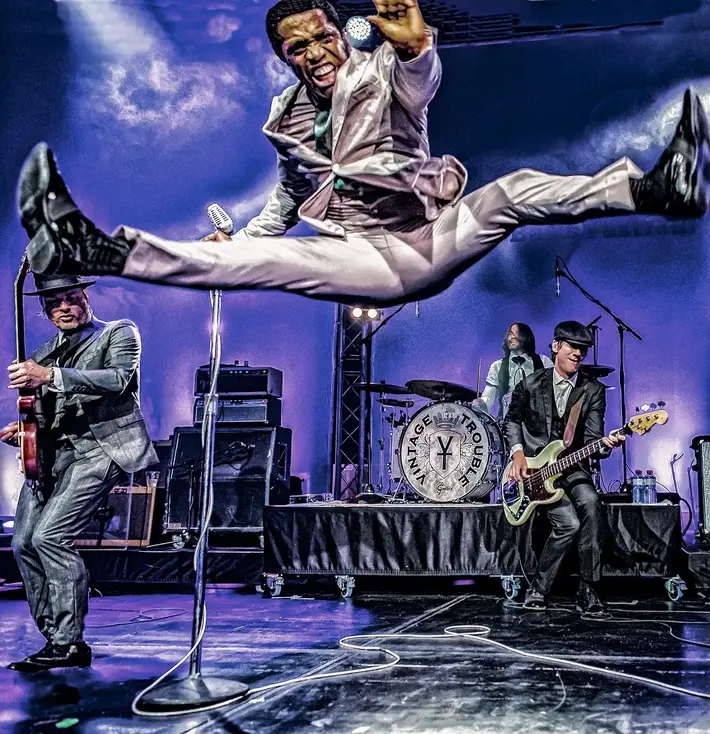 VINTAGE TROUBLE