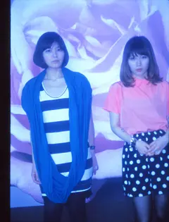 爆音ガールズ・ハードコア・ポップ・デュオ TADZIO、ジャパニーズ・ノイズ・レジェンド、Merzbowと共演決定！
