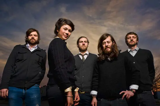 OTHER LIVES、ATOMS FOR PEACEによる「Tamer Animals」リミックス音源を公開