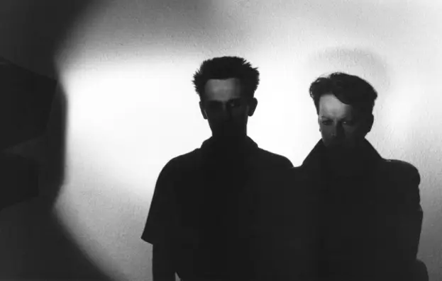 元祖インダストリアル・サウンドとして知られるCABARET VOLTAIRE、80年代の名盤3作をリマスター＆紙ジャケにて11/6にリリース
