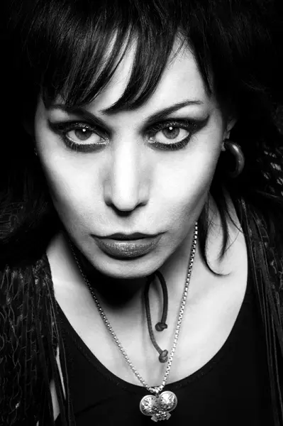 JOAN JETT AND THE BLACKHEARTS、7年ぶりとなる待望のニュー・アルバム『Unvarnished』本日リリース。日本盤ボーナス・トラックとして「Crimson And Clover」のライヴ音源が世界初CD収録