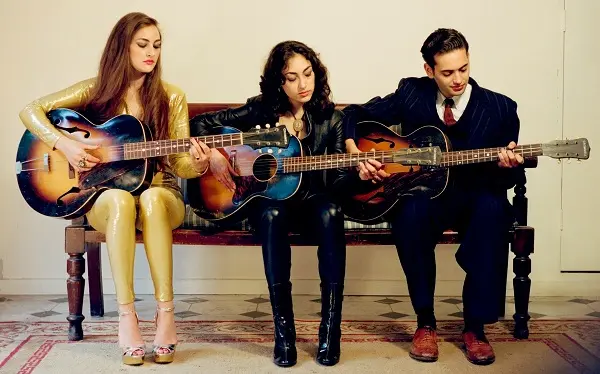 KITTY, DAISY & LEWIS、プロデューサーにMick Jones（ex-THE CLASH）を迎えたニュー･アルバムを来年1/20にリリース決定。収録曲「Baby Bye Bye」の音源も公開