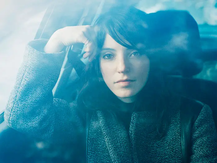 2月に来日公演を行うSharon Van Etten、米テレビ番組で披露した新曲「I Don't Want to Let You Down」のパフォーマンス映像を公開