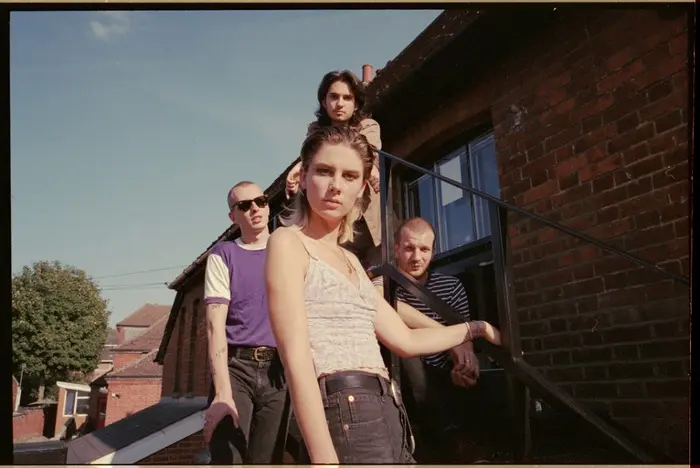 北ロンドン出身の紅一点4ピース WOLF ALICE、最新アルバム『Visions Of A Life』より「Space & Time」MV公開