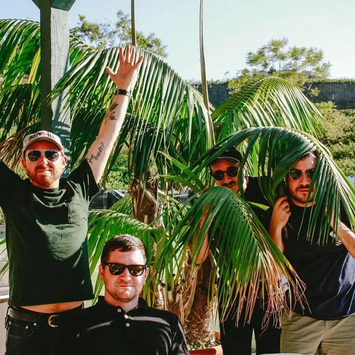 米フィラデルフィア出身のポップ・パンク・バンド THE MENZINGERS、新曲「The Freaks」MV公開