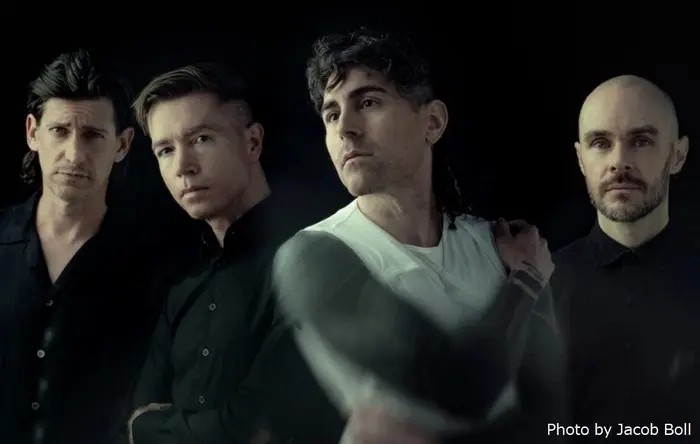 AFI、ニュー・アルバム『Bodies』より「On Your Back」MV公開