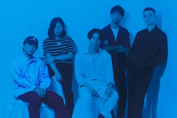 Johnnivan、両A面シングル『White Bicycle / Lightweight』3/27配信。バンド史上初ワンマン"Johnnivan from a Basement"開催決定