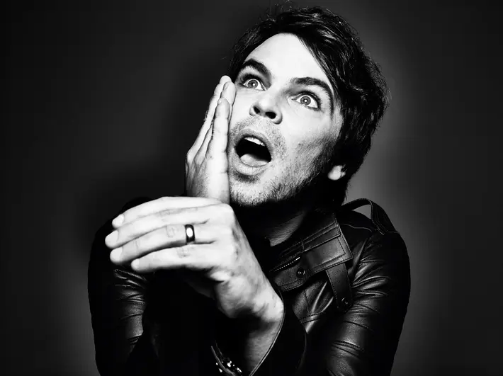 元SUPERGRASSのGaz Coombes、初の単独来日公演が来年3/18にビルボードライブ東京で開催決定