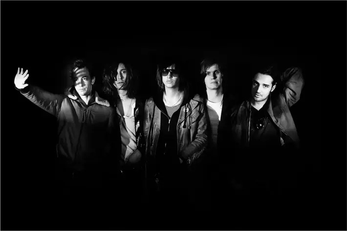 THE STROKESのJulian Casablancas、前作『Comedown Machine』以来となる新曲の制作を開始していることを明かす