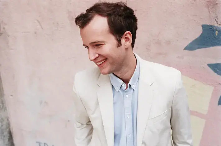 BAIO（VAMPIRE WEEKEND）、7/19に2ndソロ・アルバム『Man Of The World』リリース決定。先行シングル「Philosophy!」の音源公開