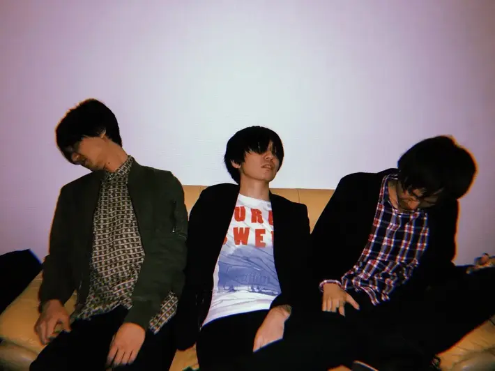 名古屋発3ピース・ロック・バンド FUZZKLAXON、8/24ニューEP『KATY e.p.』リリース決定。表題曲を期間限定で公開も