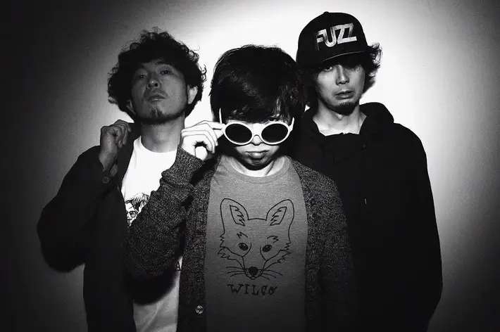 moke(s)、来年2/13に2ndミニ・アルバム『GIVE MORE GEAR』リリース決定。2/24吉祥寺PLANET Kにてリリース記念ワンマンも