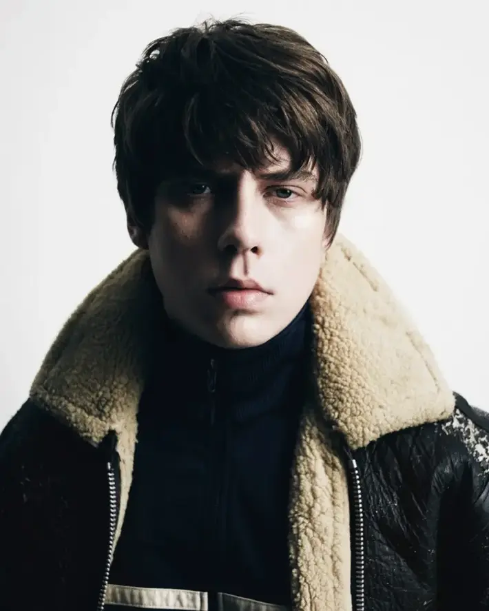 英シンガー・ソングライター Jake Bugg、新曲「Kiss Like The Sun」配信リリース＆音源公開