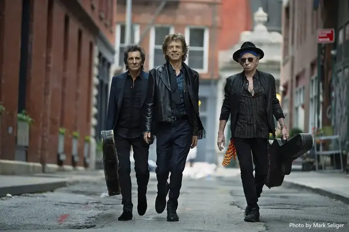 THE ROLLING STONES、ニュー・スタジオ・アルバム『Hackney Diamonds』収録曲公開。Paul McCartney、LADY GAGA、Stevie Wonder、Elton John、元メンバー Bill Wyman参加