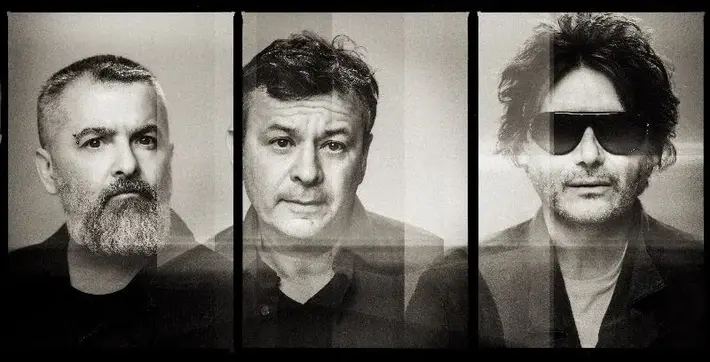 MANIC STREET PREACHERS、英TV番組での「Hiding In Plain Sight」、「Decline & Fall」パフォーマンス映像公開